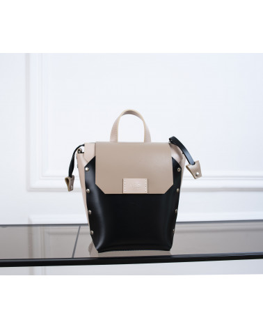 Адара:рюкзак 001