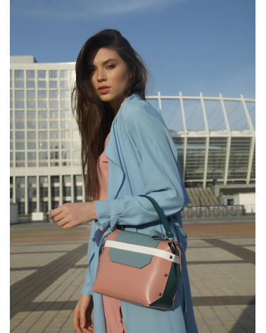 Адара:блискавка 007