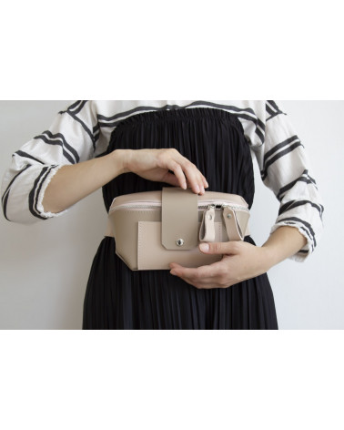 Сумка на пояс 021